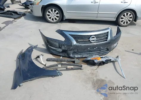 2015 Nissan Altima 2.5 S из США, поврежденный, VIN 1N4AL3AP3FN863840